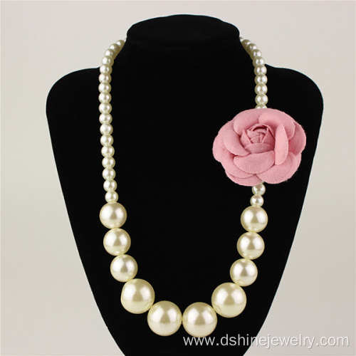 White Simple Flower Imitation Pearl Necklace For Children